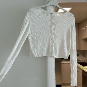 Uniqlo cropped knit cardigan